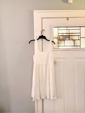 NWT  White Sleeveless Summer Dress